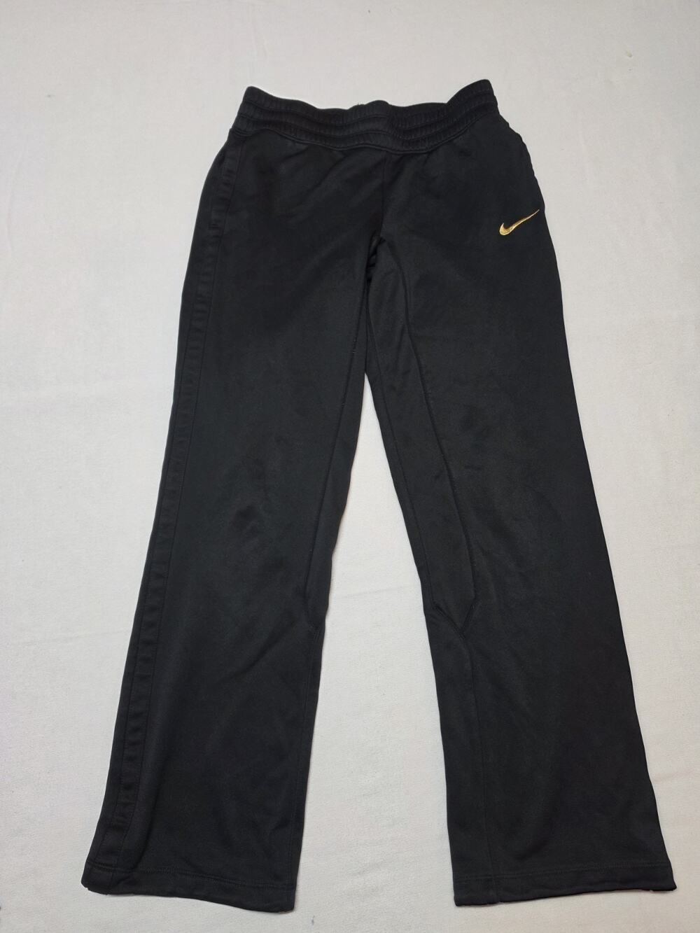 nike black therma fit joggers Womens Size S